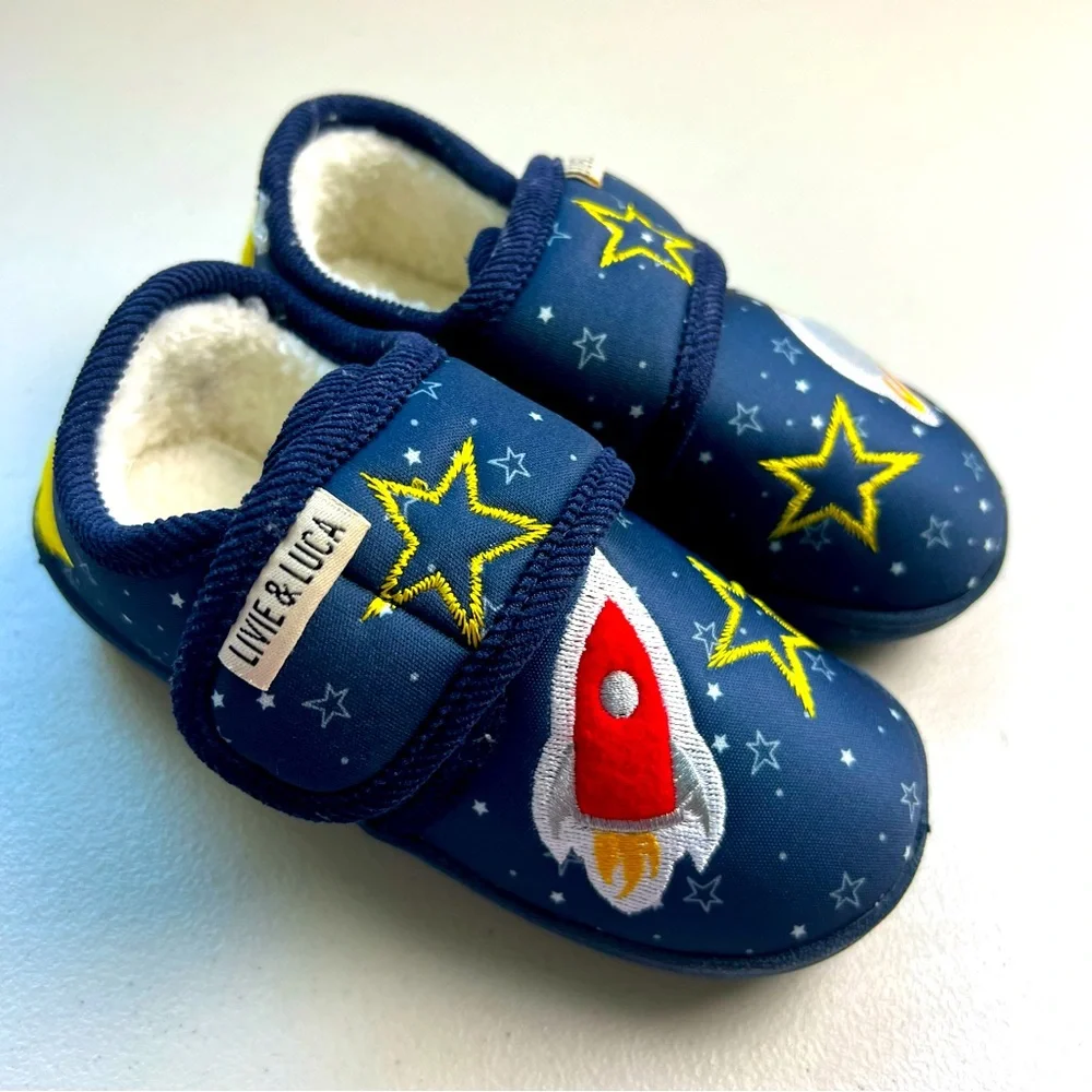 Livie & Luca Size Medium Space Slippers
